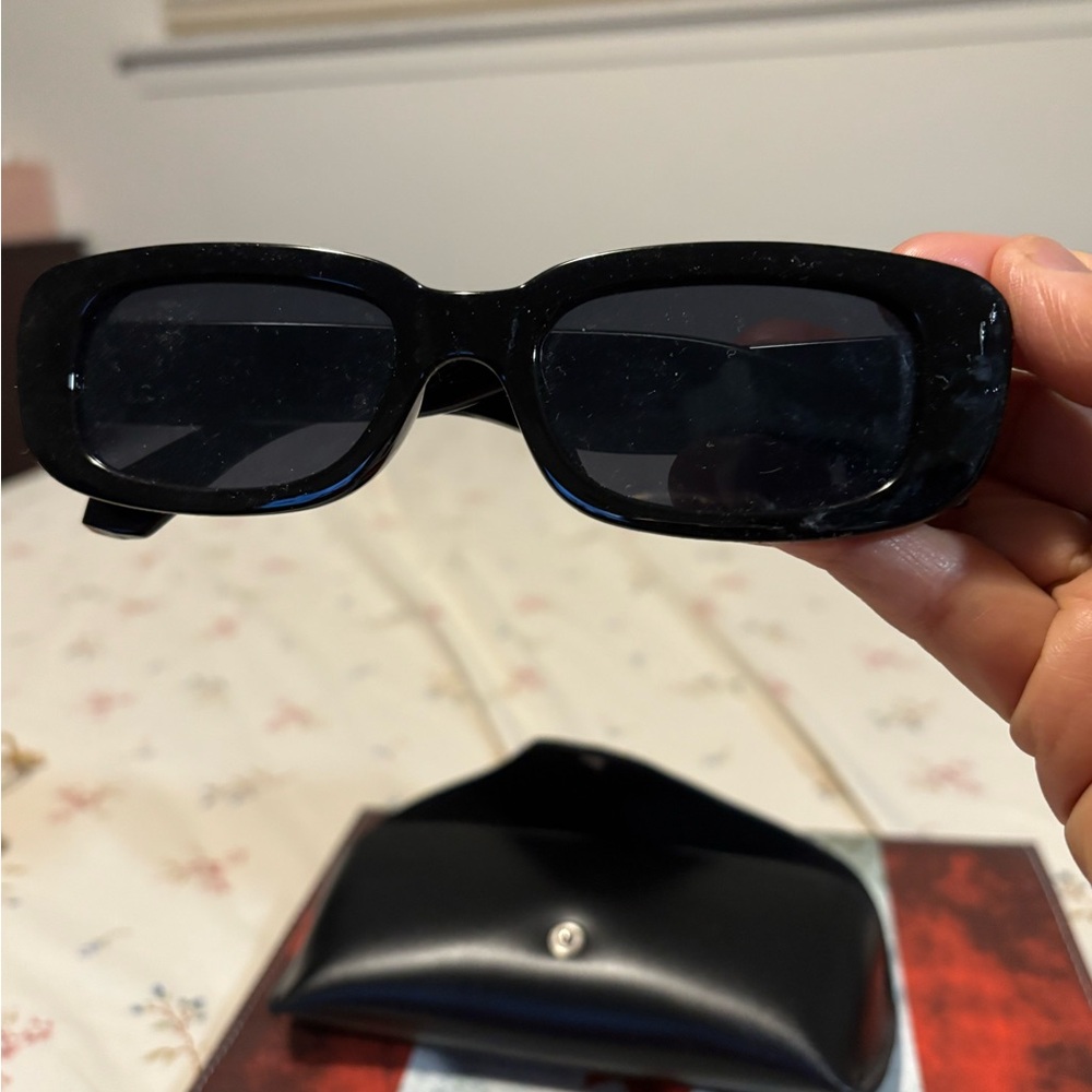 SHEIN Black Chic Sunglasses